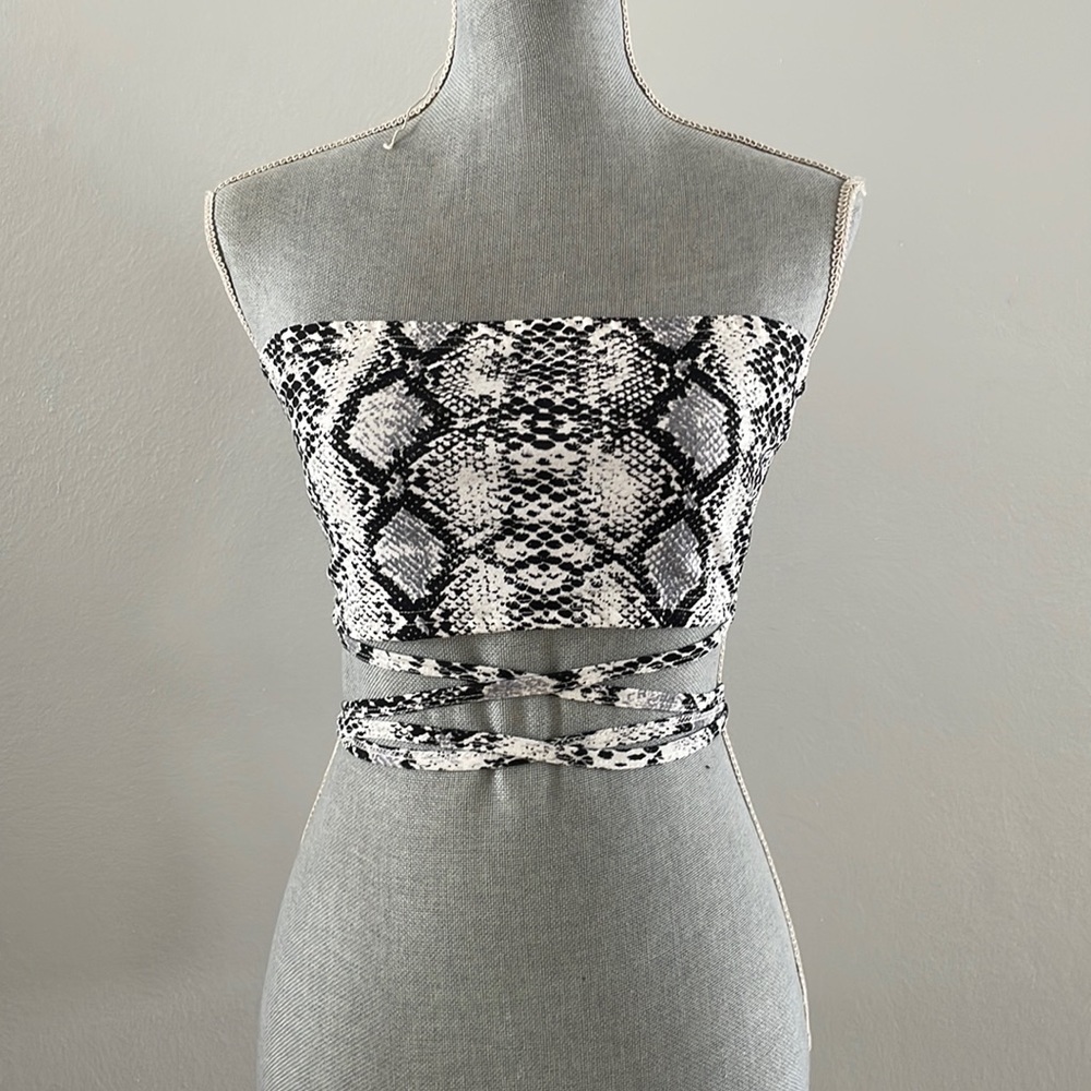 Crop tube top